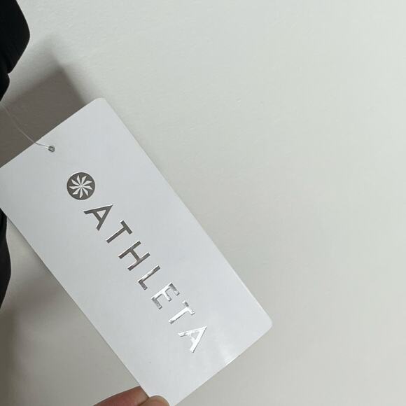 Athleta Salutation Square Neck Bra Womens Medium Black D DD Cups Activewear - Picture 4 of 8